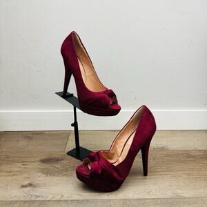 Colin Stuart Red Velvet Platform Heels Women’s Size 10